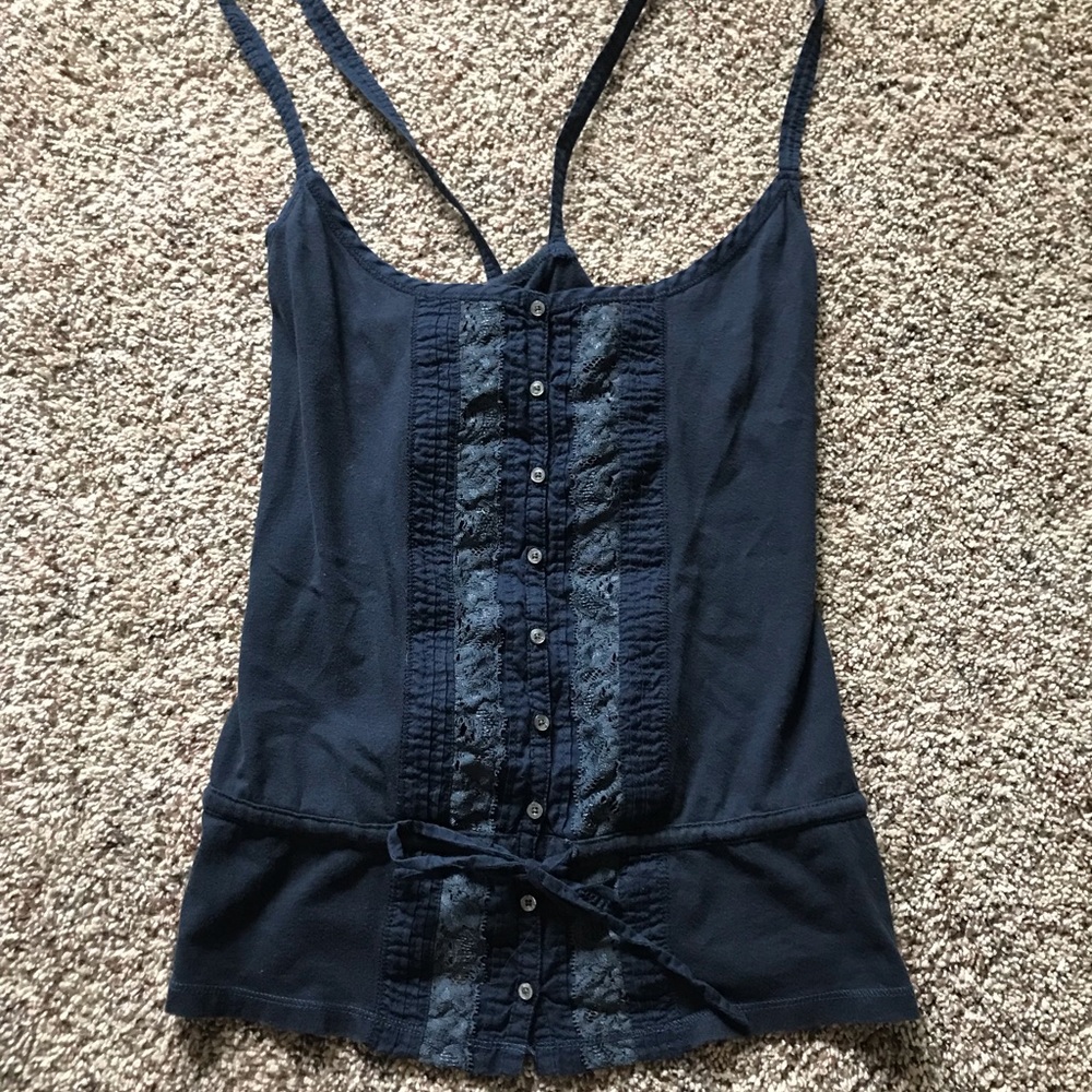 Gilly Hicks tank top